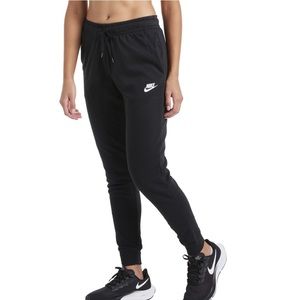 Nike black womens joggers!